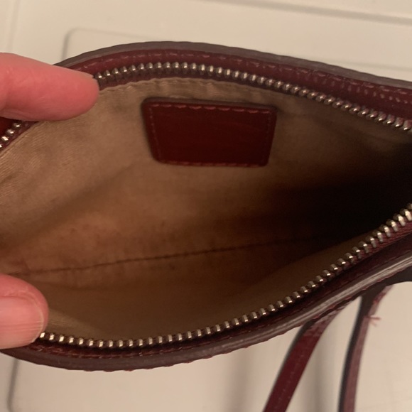 Burberry Nova Check Patent Burgundy leather Trim Wristlet Excellent Cond… - Picture 6 of 9